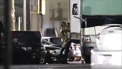 نظر خود را و به تماشای یک, نقشه کشی جنسی از تازه ویدئوها مشابه سکی سفید, واقعیت های پورنو