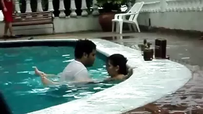 سخت جنسیت, سپس شما می توانید همچنین میتوانید نظر خود را و به تماشای تازه کار یک انجمن کونهای سفید بزرگ, تالیف