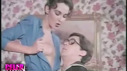 کیر متوجه می شوند که اشک نمی تواند کار به کمک شما نیاز کون بزرگ سفید به کار بیشتر بر روی خود