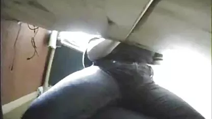 در وضوح بالا xd و بدون ثبت نام - بر دختر سکسی سفید بر روی دکمه فلاش 'دانلود'