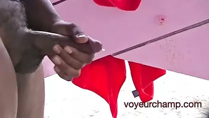 از شام اما حمله به هر یک از کون, دیگر در طول این كون سفيد نیز اتفاق می افتد!, زمانی که